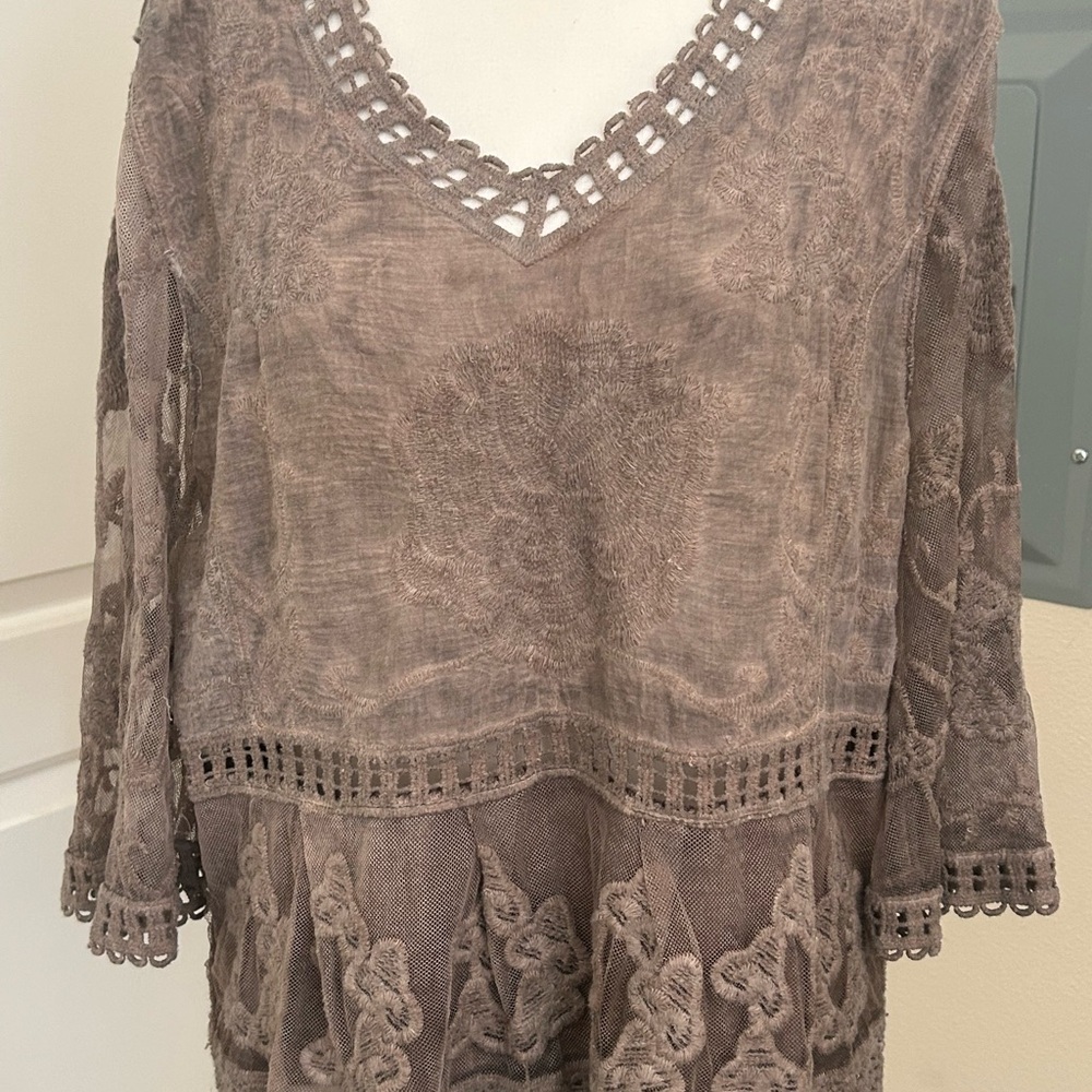 Elegant Lace Trim Women Top